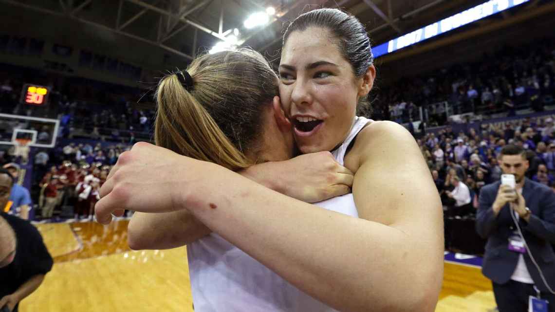 Kelsey Plum again at the center of Washington's success